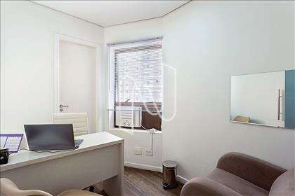 SALA COM AR CONDICIONADO 