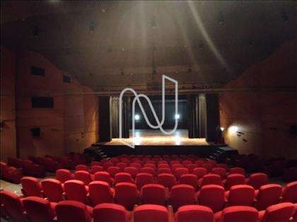 TEATRO ANEXO AO PRÉDIO 