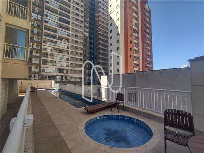 PISCINA 