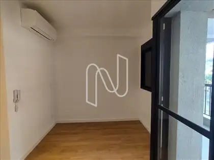 STUDIO 