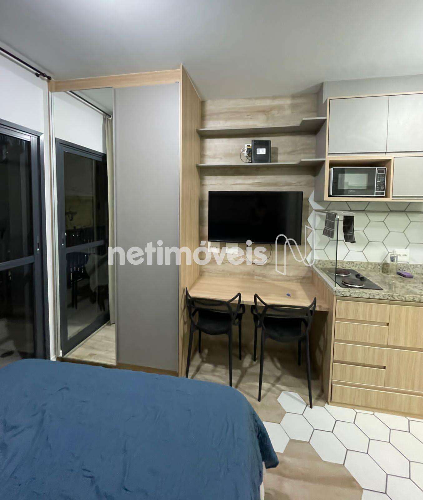  Quarto, sala e cozinha 