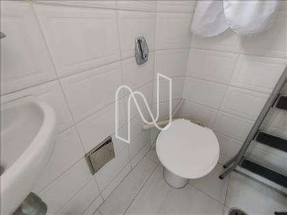 WC EMPREGADA 