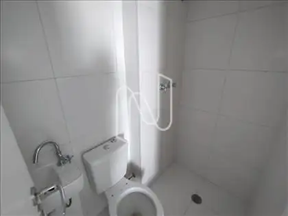 WC DE EMPREGADA