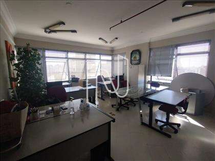 SALA COM AR CONDICIONADO  