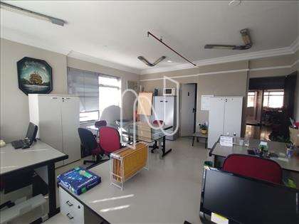 SALA COM AR CONDICIONADO 