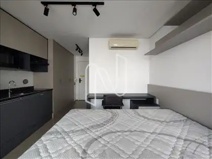 STUDIO COM AR CONDICIONADO