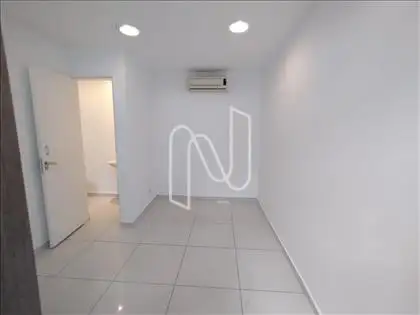 1 SALA COM AR CONDICIONADO  