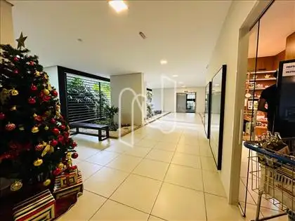  HALL DE ENTRADA E MINI MERCADO