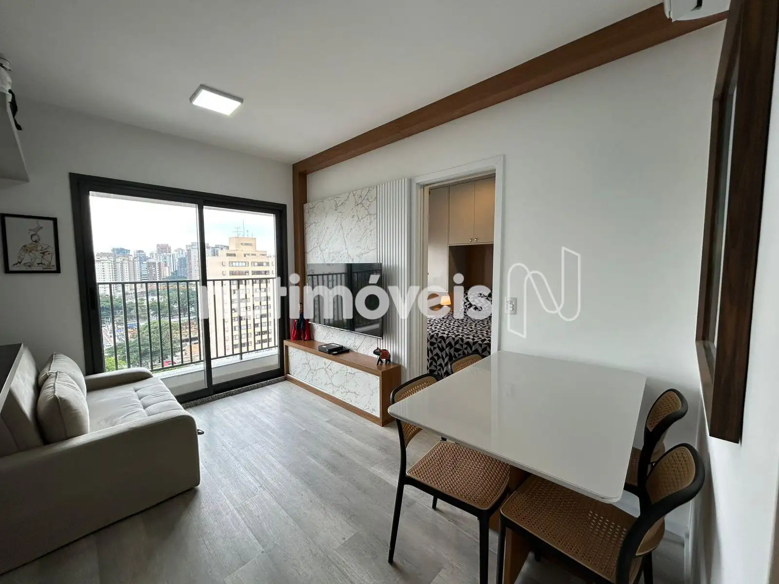 SALA COM AR CONDICIONADO  
