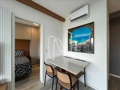 SALA COM AR CONDICIONADO  