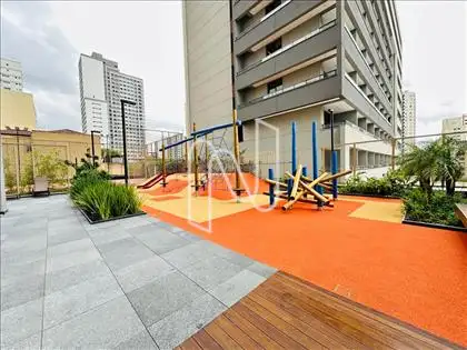 PLAYGROUND 