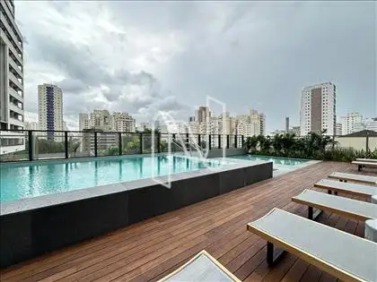PISCINA 