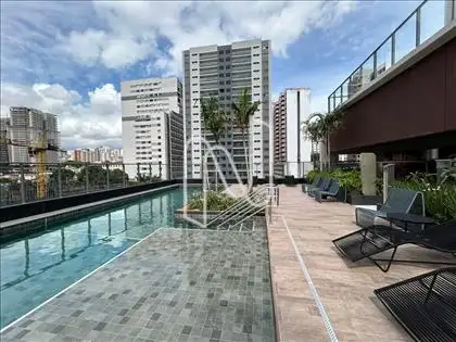 PISCINA 