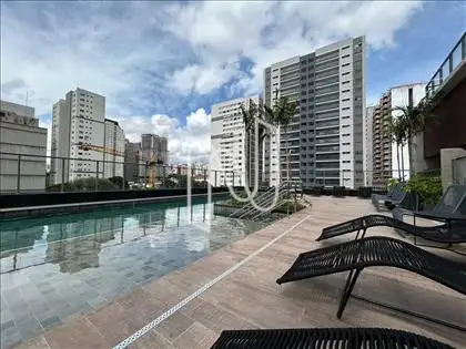 PISCINA 