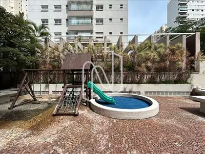 PLAUYGROUND 