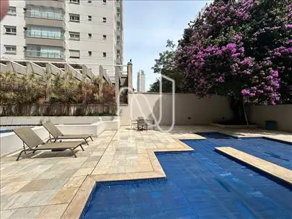 PISCINA 