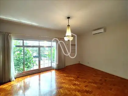  SALA