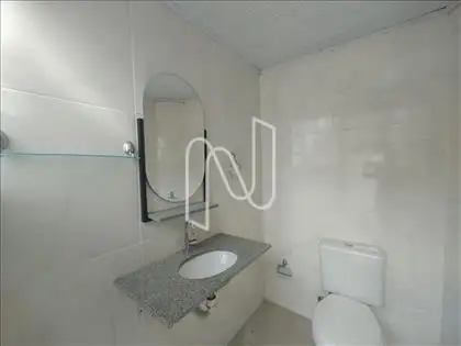 WC DE EMPREGADA 