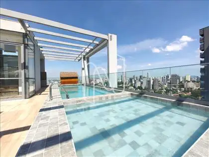 PISCINA 