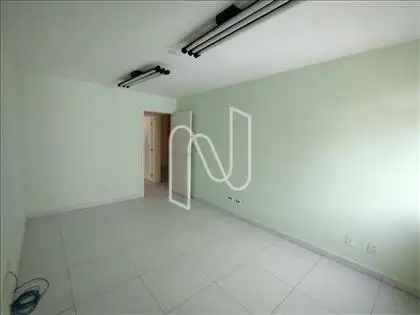 SALA MÉDIA 