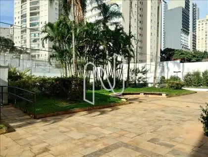 ÁREA EXTERNA 