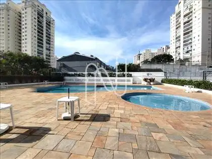 PISCINA 