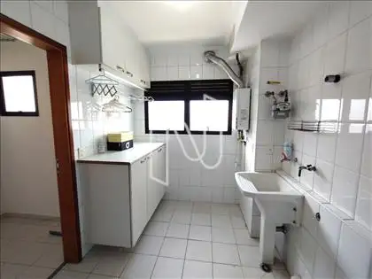 ÁREA DE SERVIÇO 