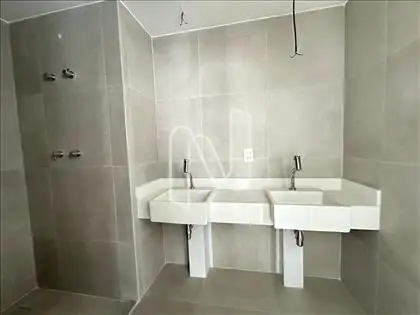 BANHEIRO SUITE II 