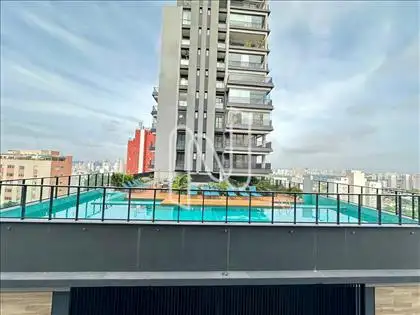 PISCINA 