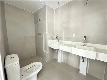 BANHEIRO SUITE II 