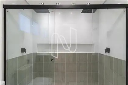 BOX SUITE  