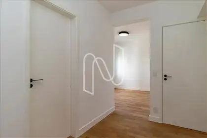 SUITE  