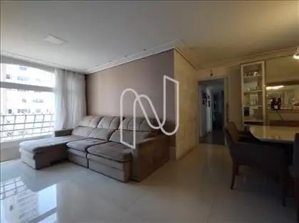 LIVING EM L COM AR CONDICIONADO