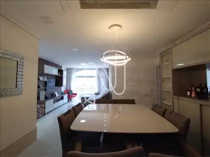 SALA DE JANTAR E SALA DE ESTAR