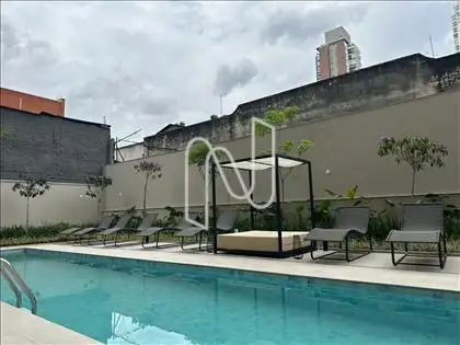 PISCINA 