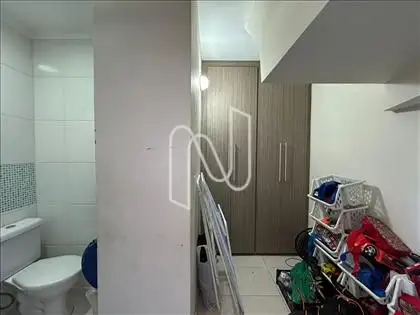 DEPENDENCIA DE EMPREGADA COM WC 