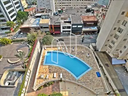 PISCINA 