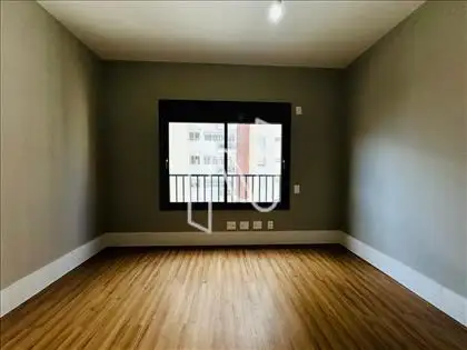 SUITE II  