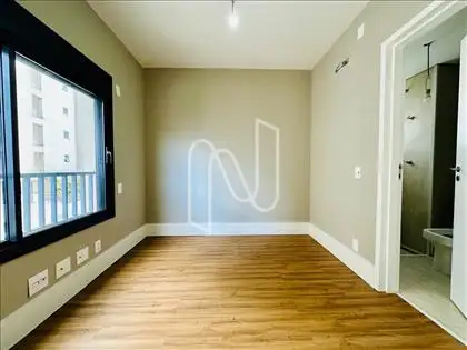 SUITE II  