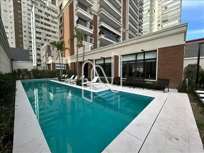 PISCINA 