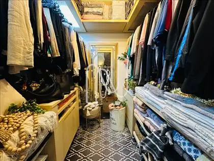 Closet Suite 