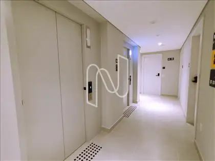 HALL ELEVADORES 