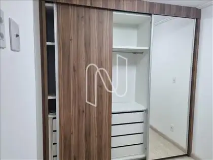 guarda roupas planejado 