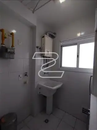 ÁREA SERVIÇO 