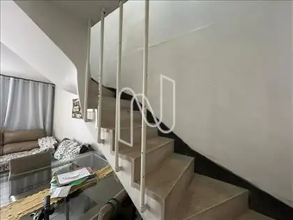 escada  