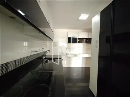 COZINHA COMPLETA ARMÁRIOS PLANEJADOS 