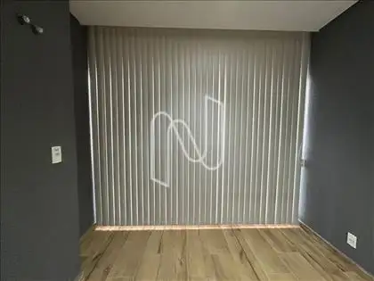 sacada com veneziana