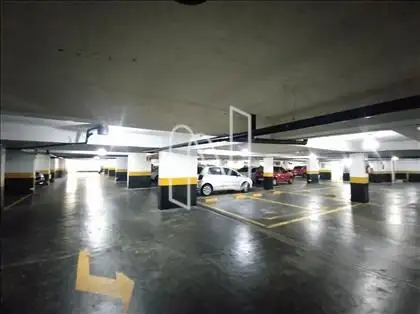 GARAGEM SUBSOLO VAGA DEMARCADA 