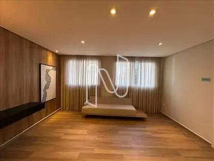 LOBBY 