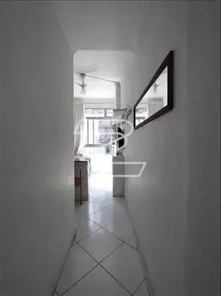 CORREDOR DE ACESSO AOS AMBIENTES 